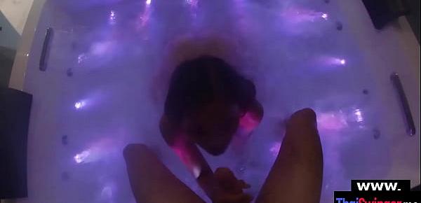 Amataur Thai couple fucing in a luxury jacuzzi bathtub